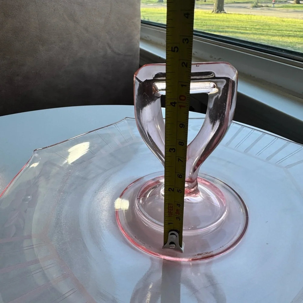 Pink Glass Octagonal Handled Server - Picture 4 of 4